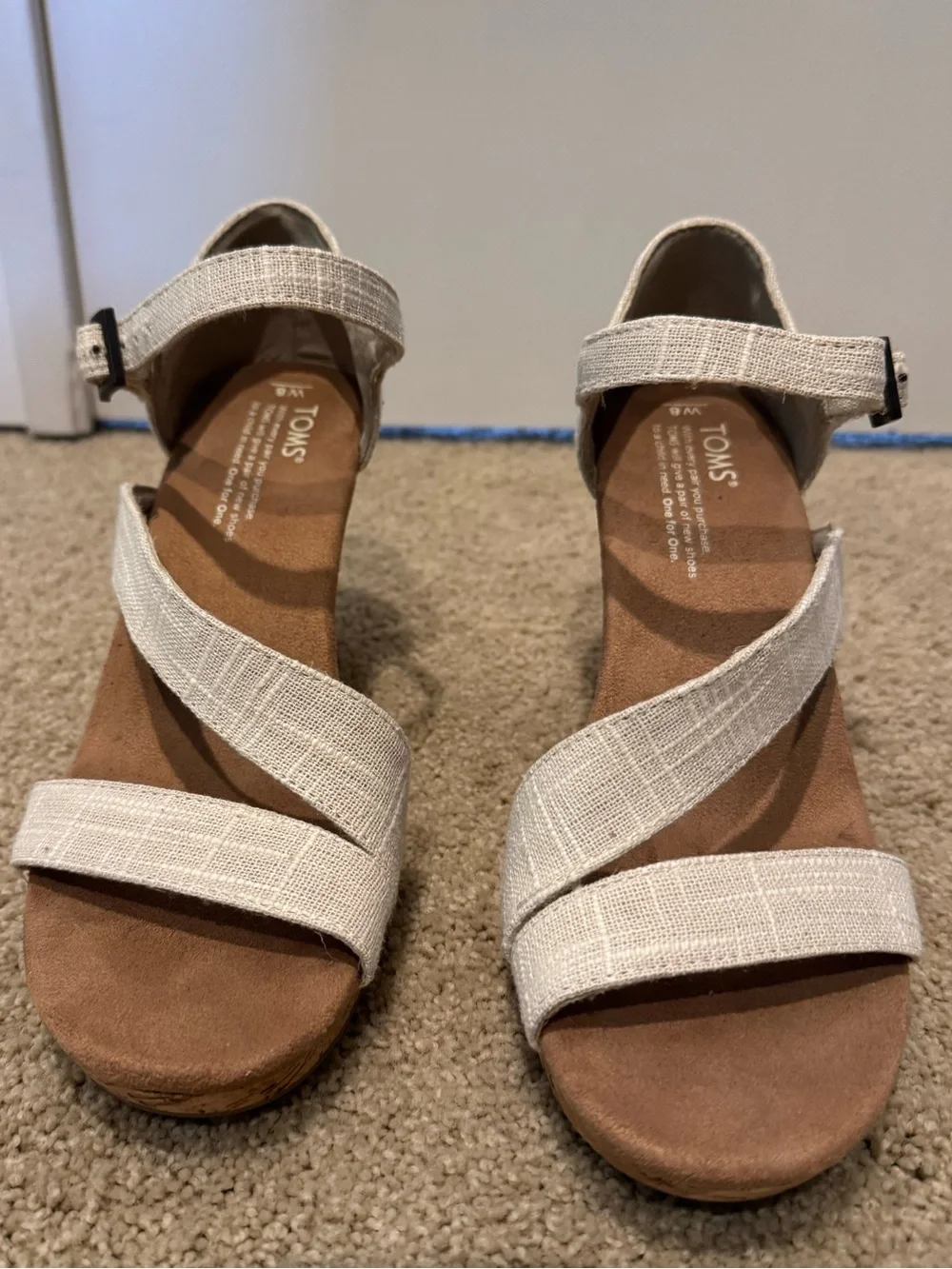 TOMS Cream Cross-Strap Ankle Strap Sandals - Picture 1 of 7